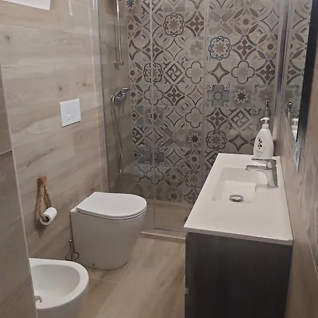 Bilocale Fronte Baia بيت للعطل *